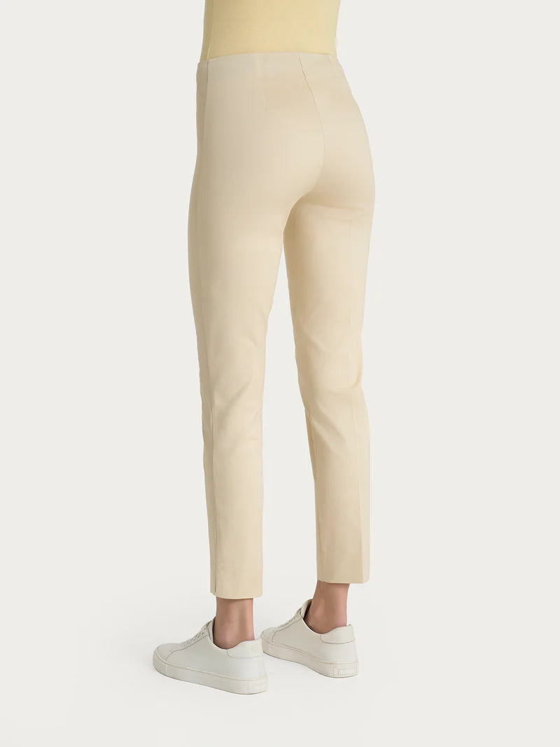 Ragno Crop Pant in Wood Ash - Mildred Hoit