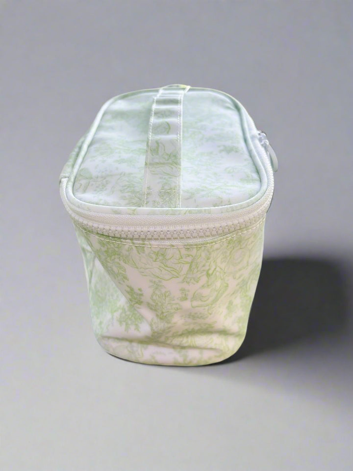 Kit Case in Green Toile - Mildred Hoit