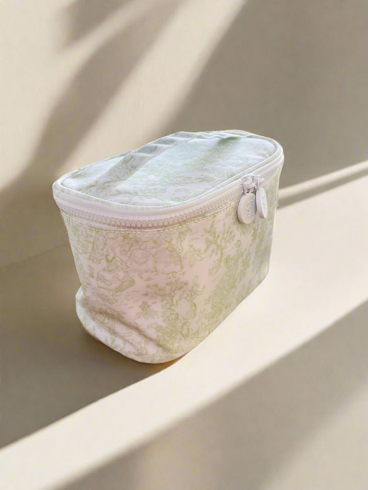 Kit Case in Green Toile - Mildred Hoit