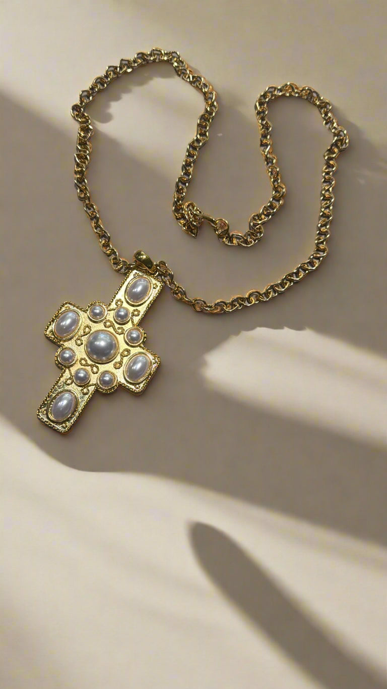 Kenneth Jay Lane Satin Gold and White Pearl Necklace
