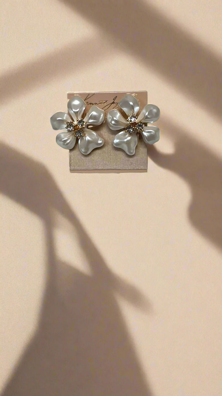 Kenneth Jay Lane White Pearl Flower Clip Earring