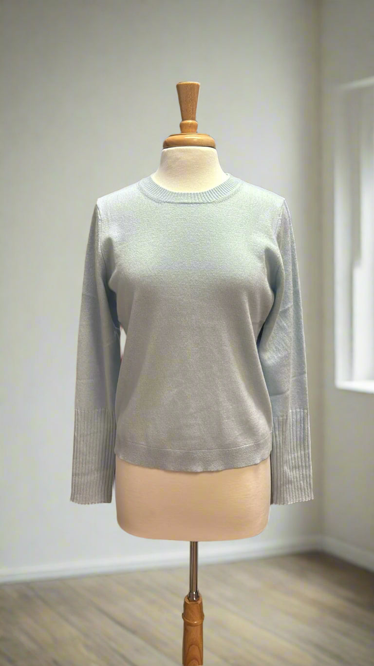 Kinross Cashmere Crewneck in Ice Blue