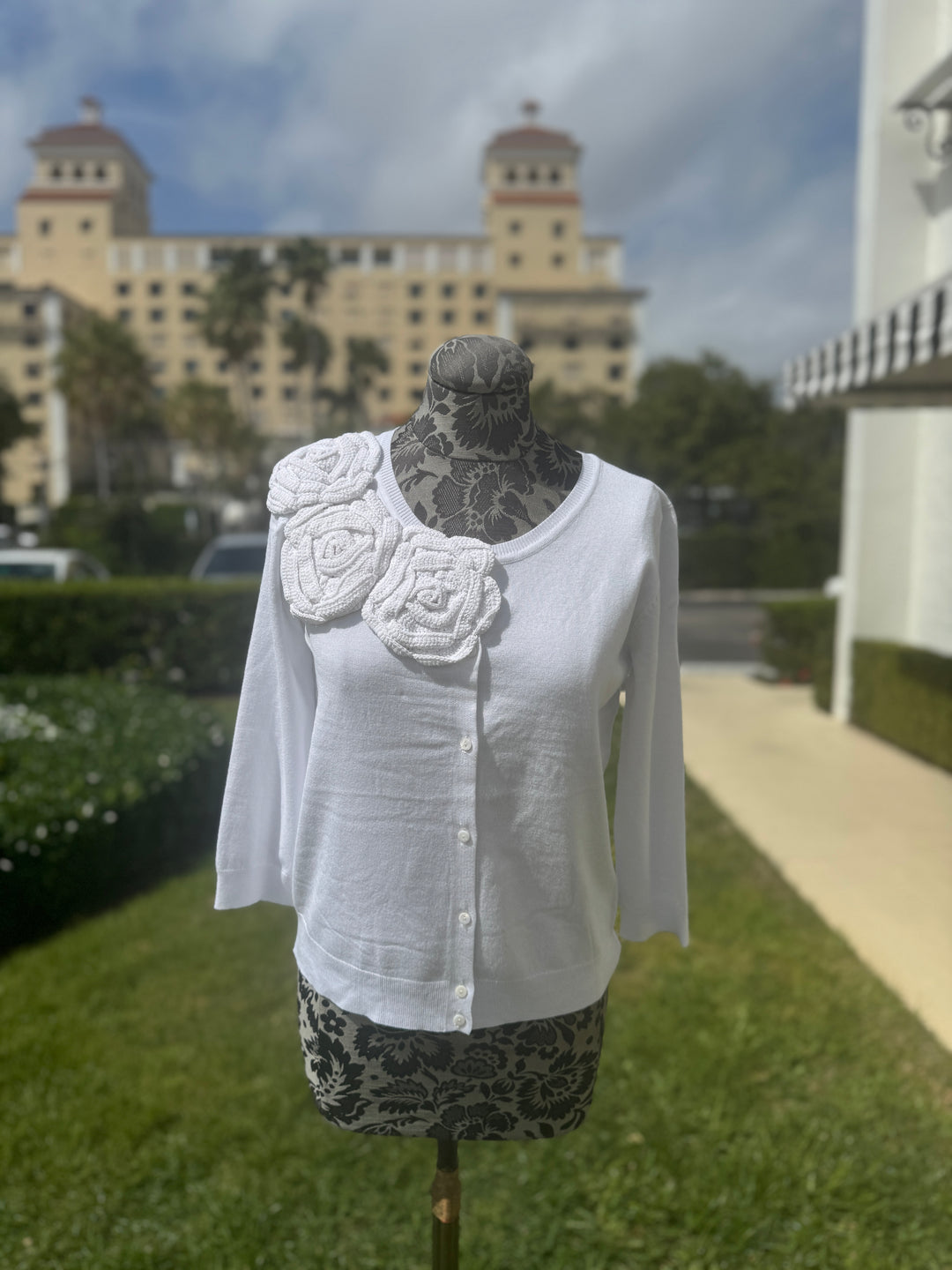 Leo & Ugo Sweater with Floral Decoration in White - Mildred Hoit