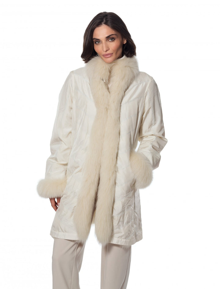 Genuine Chevron Fox Fur Reversible Coat With Travel Bag in in White - Mildred Hoit