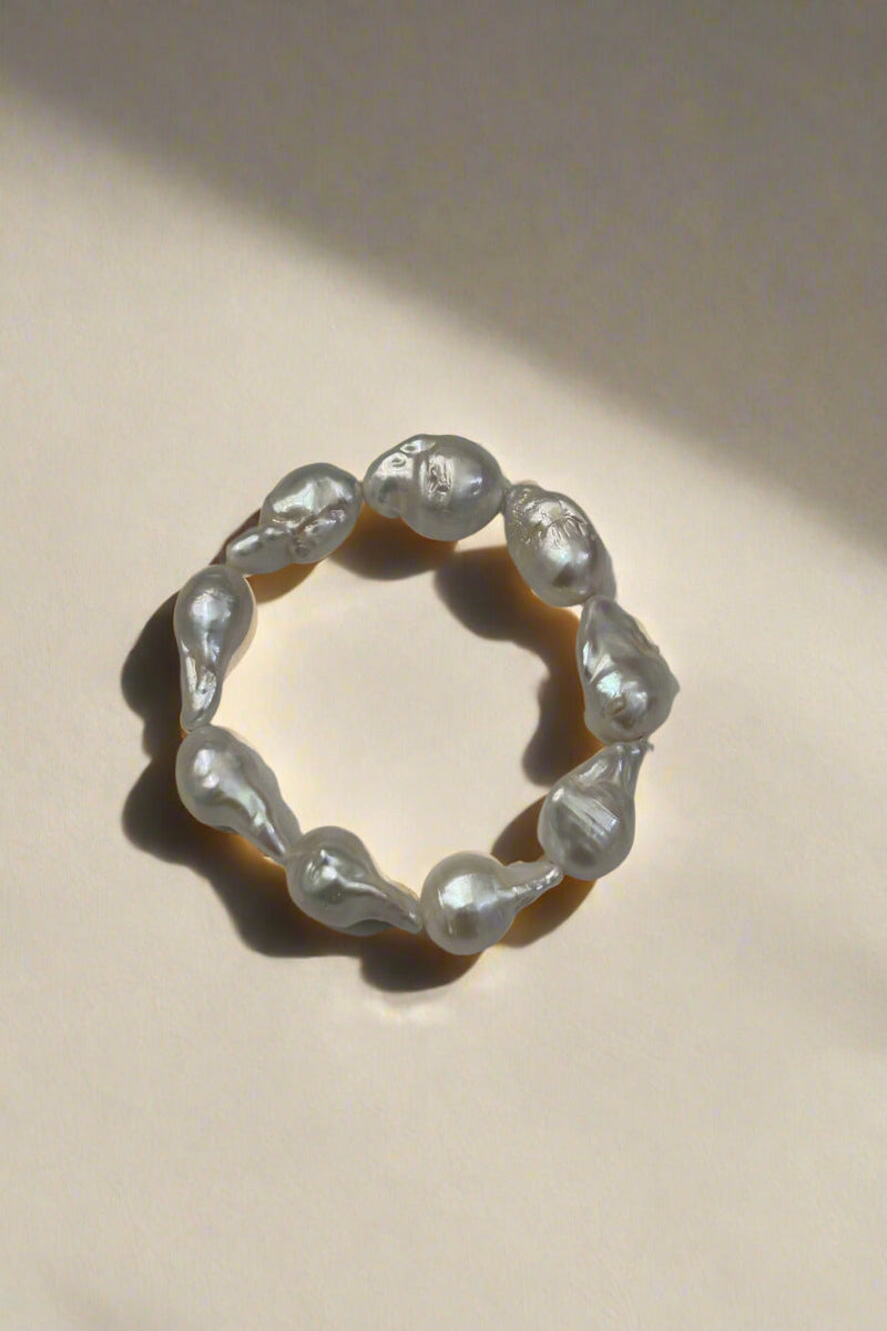 Baroque Pearl Stretch Bracelet - Mildred Hoit