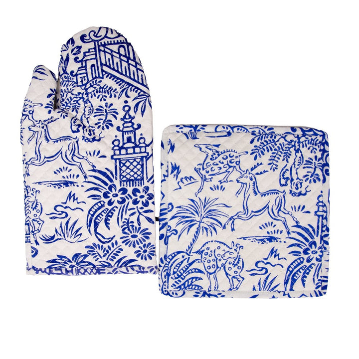 Pagoda Toile Blue & White Oven Mitts And Pot Holders Set - Mildred Hoit