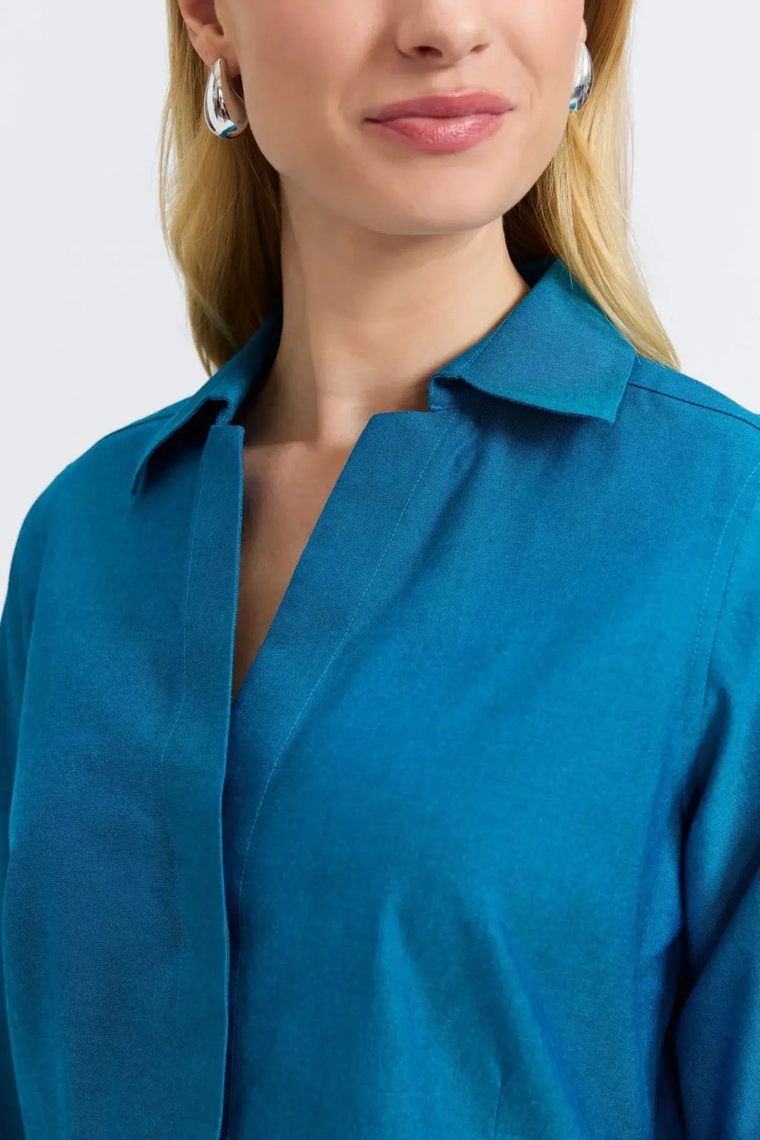 Foxcroft Taylor Blouse in Teal
