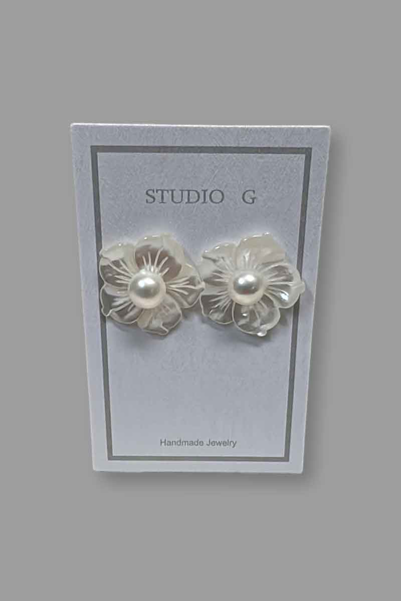 Flower Pearl Stud Earrings - Mildred Hoit