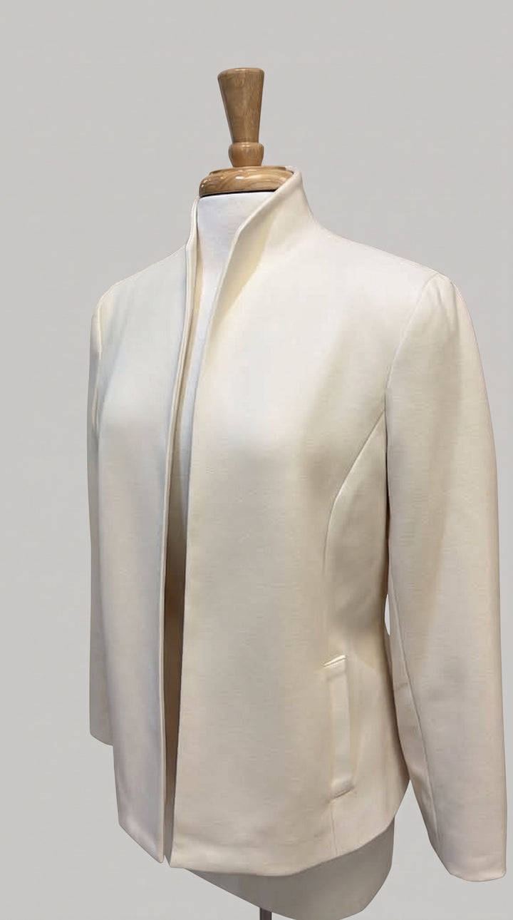 Estelle & Finn Shaped Jacket in Ivory