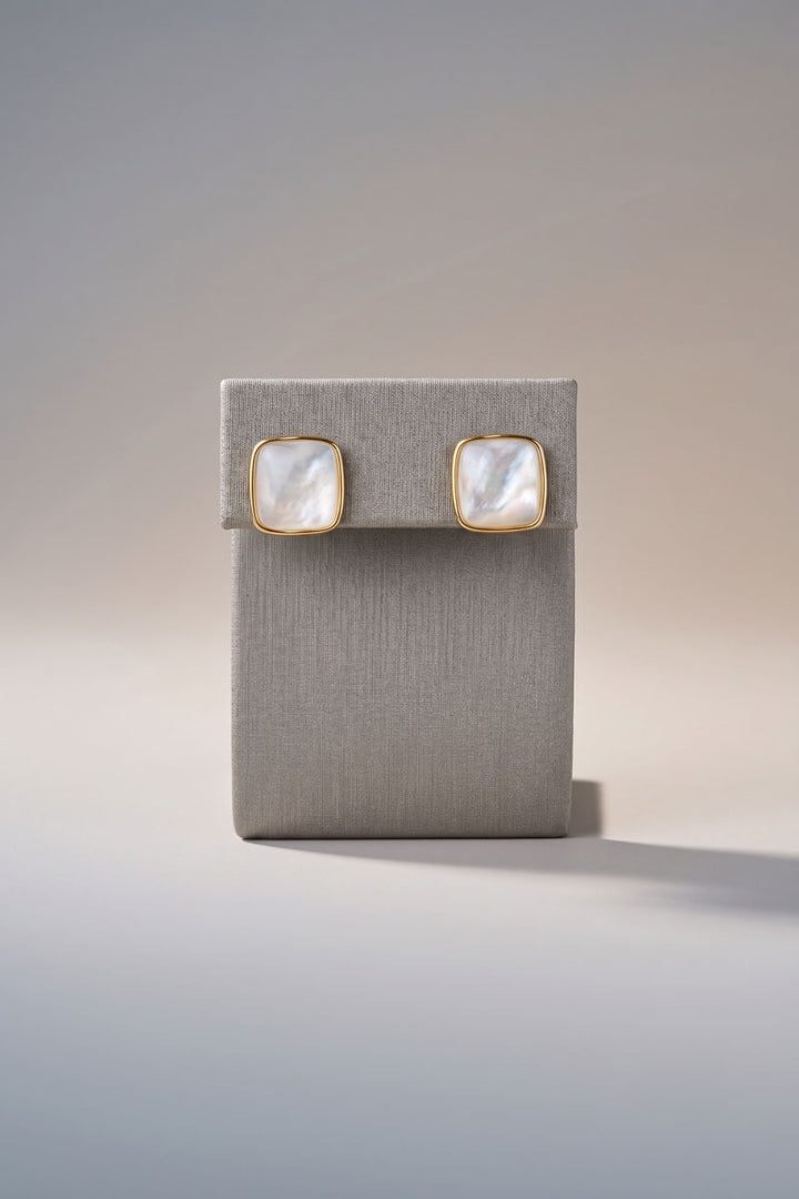 Rectangle Mother of Pearl Stud Earring in Gold