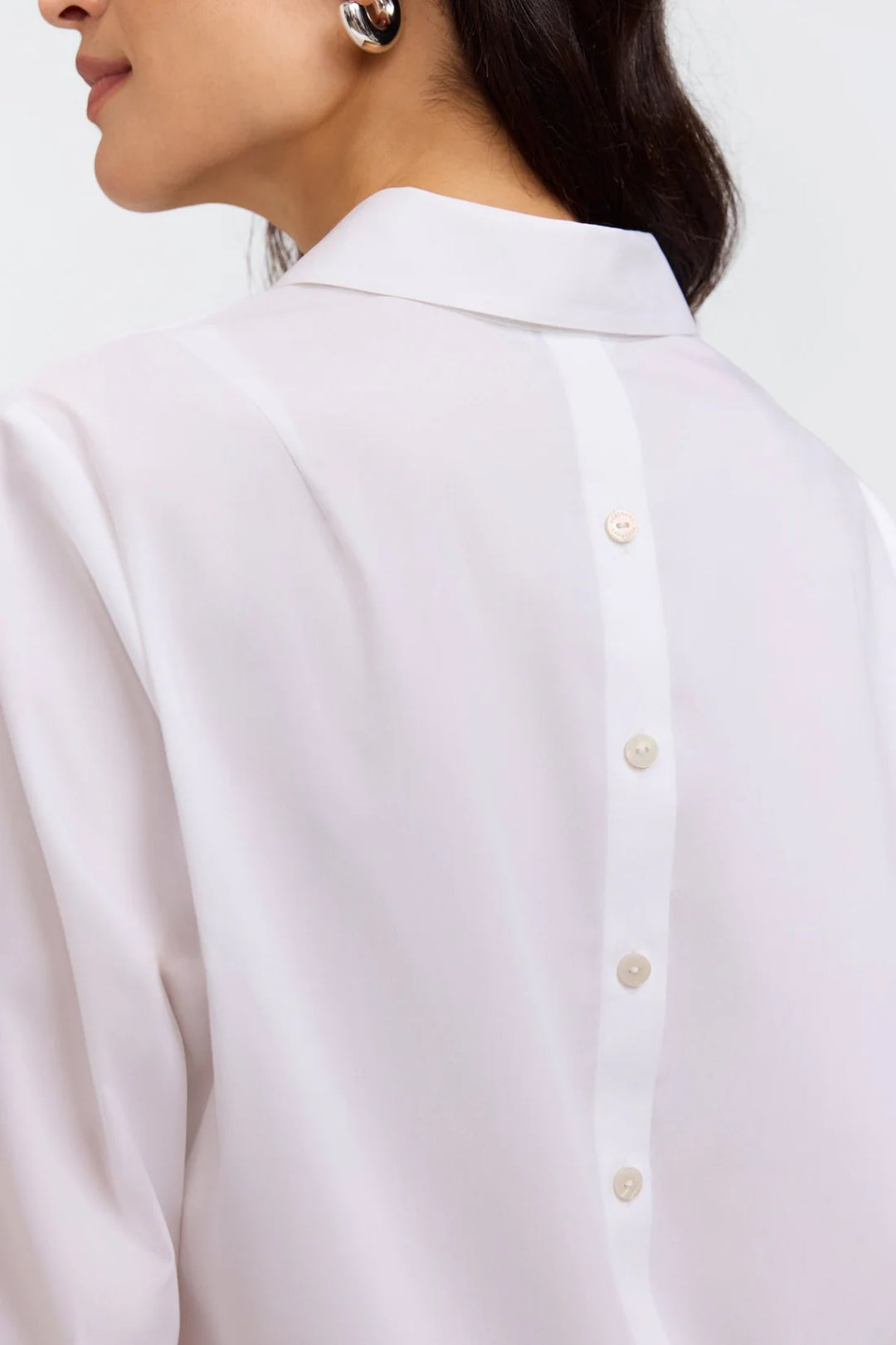 Foxcroft Therese Stretch 3/4 Sleeve Popover Shirt in White