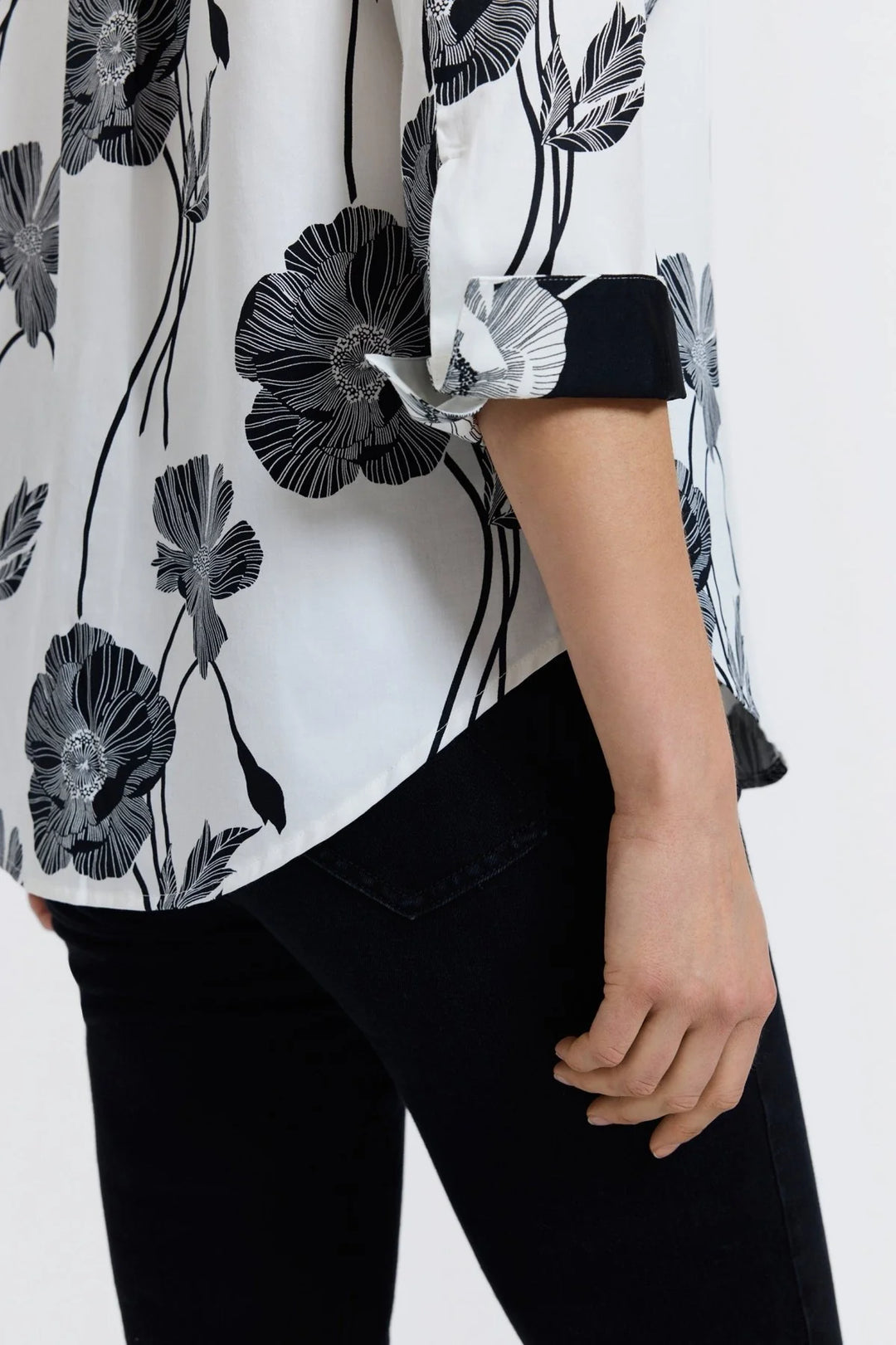 Foxcroft Margie Shirt in White & Black Poppy Print - Mildred Hoit