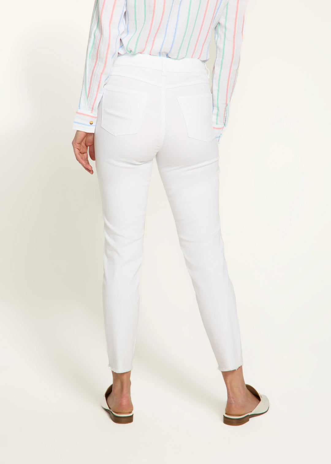 Olivia Slim Ankle Pant in White - Mildred Hoit