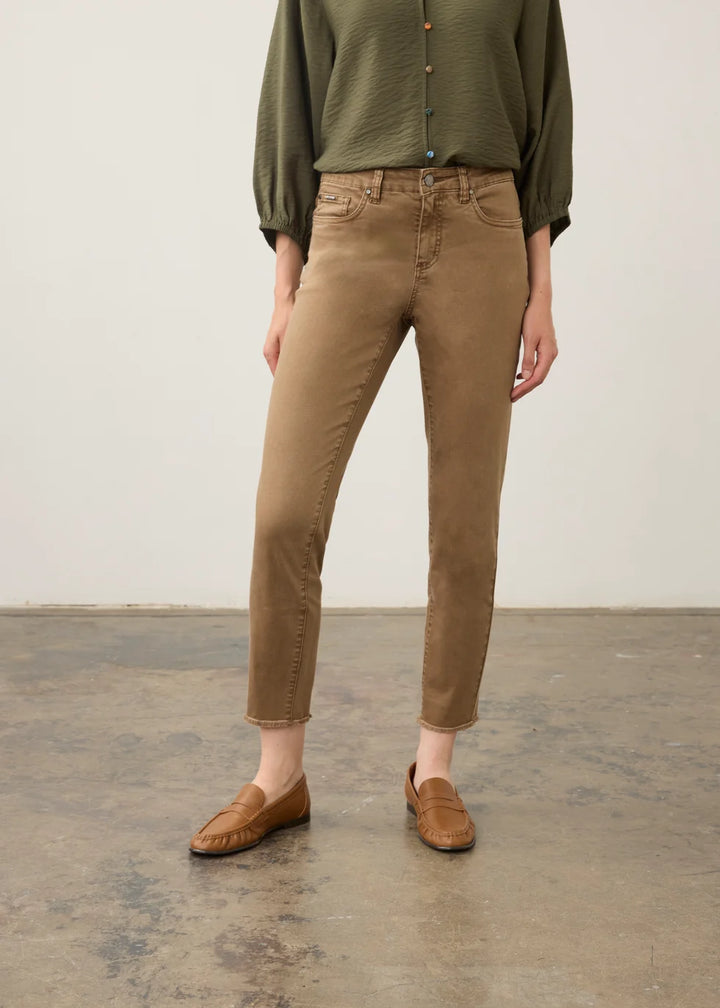 Olivia Slim Leg Ankle Pant in Maple