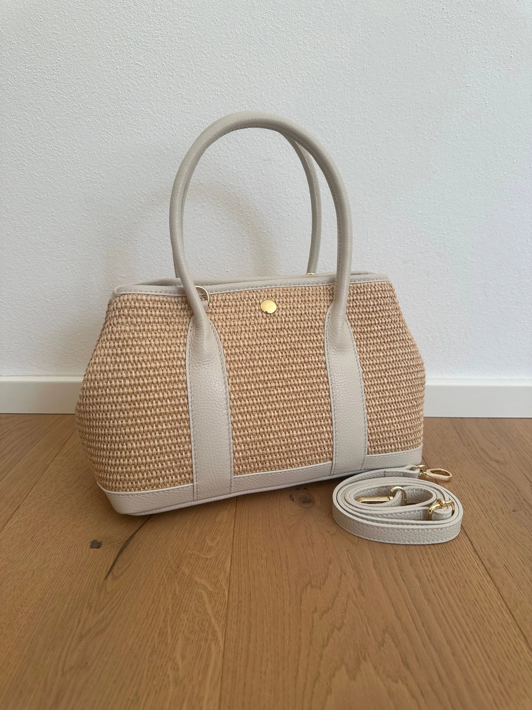Cassandra Raffia Bag in Beige - Mildred Hoit