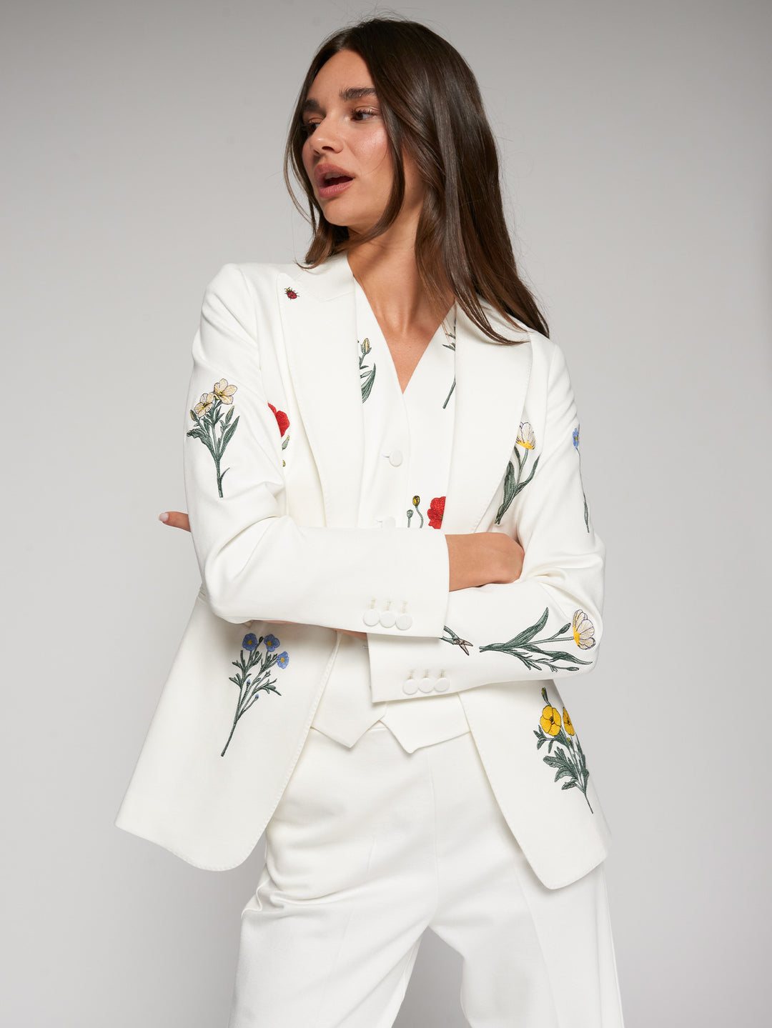 Vilagallo White Blazer with Embroidered Flowers - Mildred Hoit