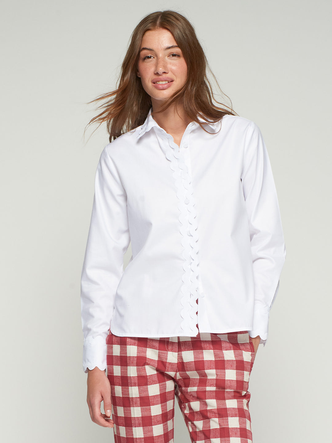 Vilagallo White Wave-Edge Shirt - Mildred Hoit