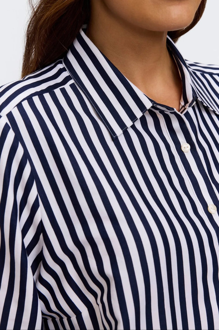 Foxcroft Jodie Stripe Paisley Long Sleeve Short Shirt