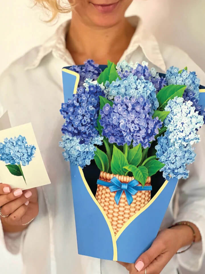 Nantucket Hydrangea Pop-up Flower Card - Mildred Hoit