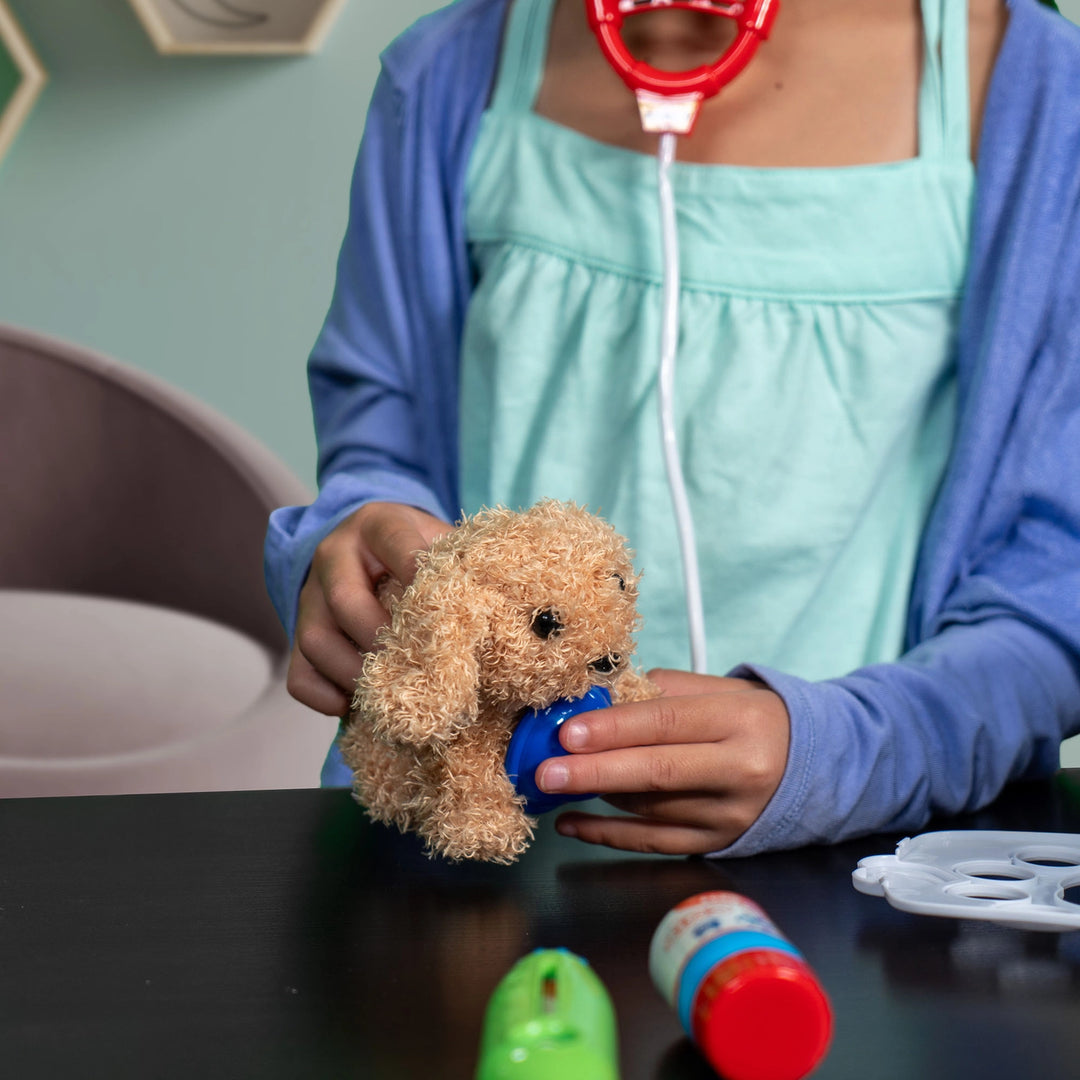 Puppy Vet Set - Mildred Hoit
