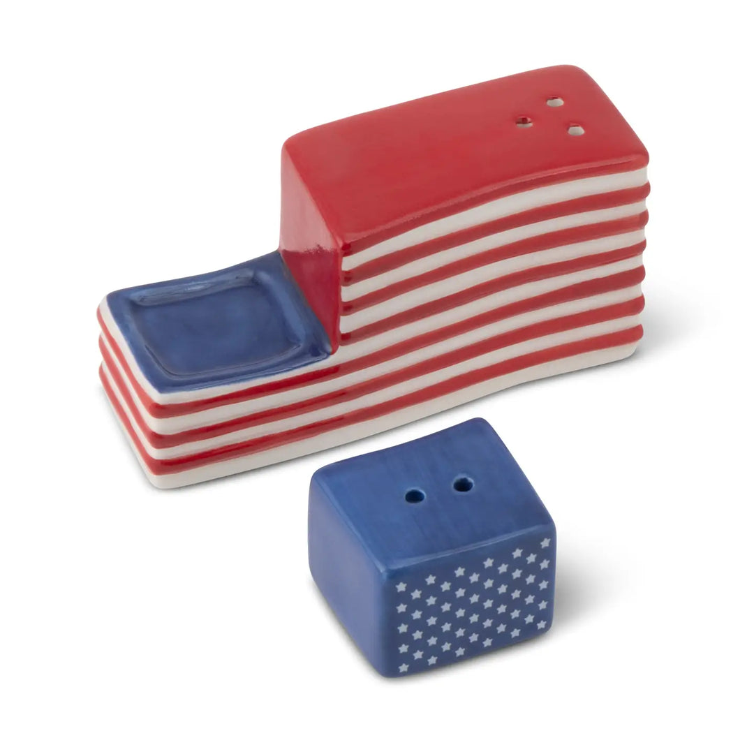 American Flag Salt & Pepper Shaker