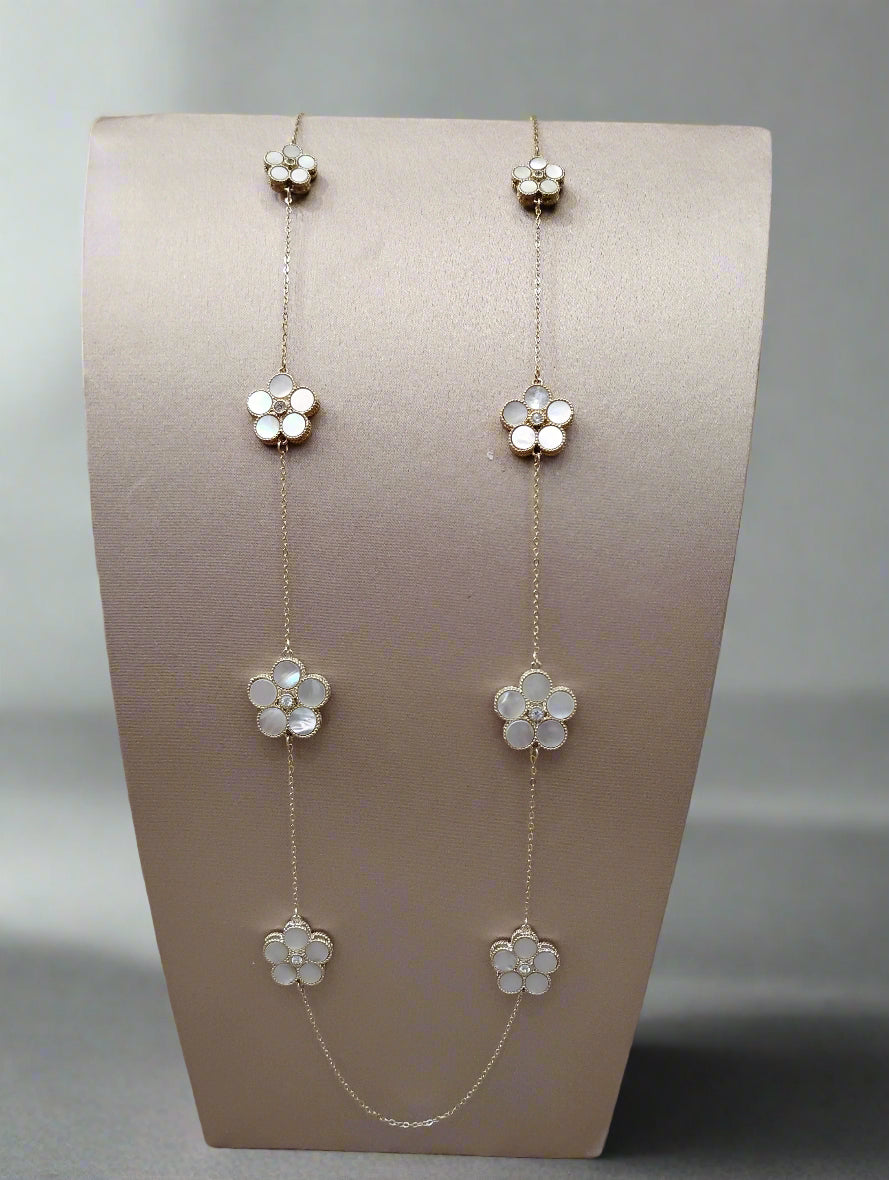 Mother of Pearl Daisy Necklace - Mildred Hoit