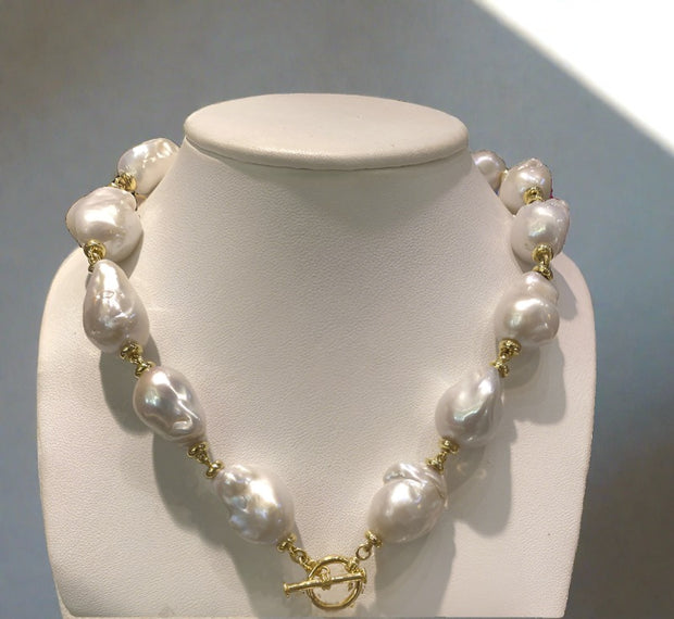 Mazza Baroque Pearl Necklace
