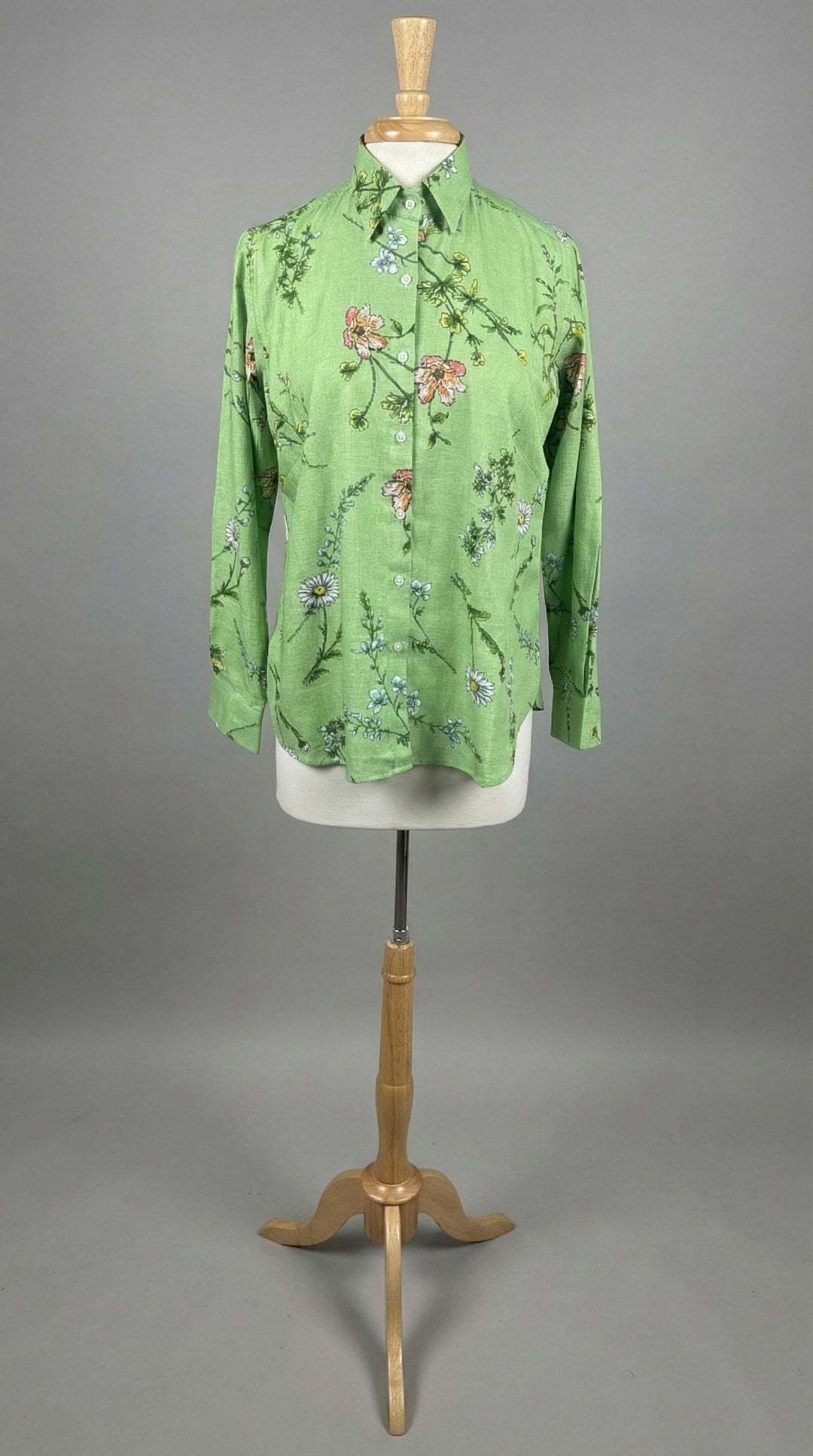 Bella Tu Meadow Shirt in Green Linen - Mildred Hoit