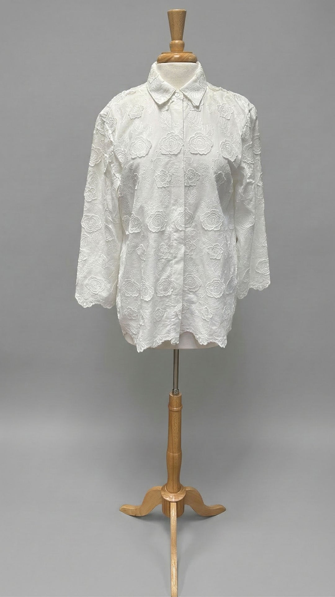 White Embroidered Floral Blouse - Mildred Hoit