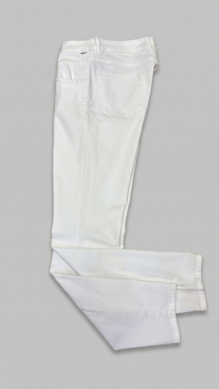 Brax Shakira Pant in White - Mildred Hoit
