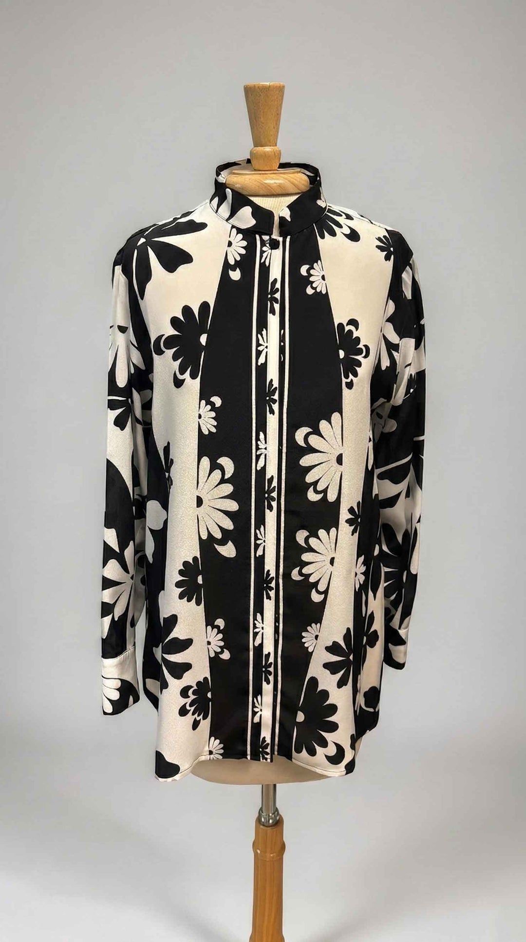 Averardo Bessi Mandarin Collar Silk Blouse in Castor 008