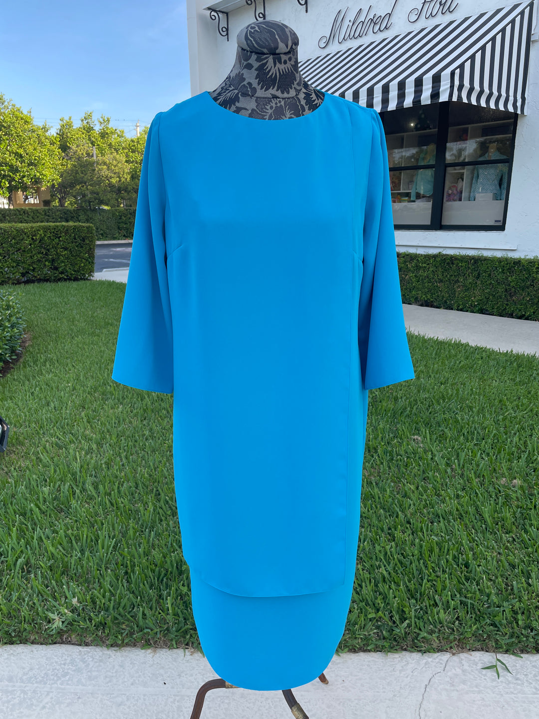 Emmelle Luxurious Crepe Dress in Turquoise - Mildred Hoit