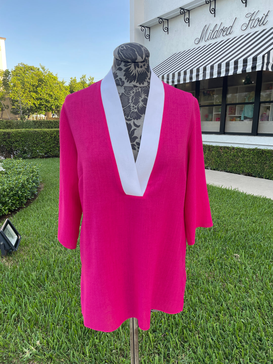 Emmelle Microfiber V-Neck Tunic in Fuschia and White - Mildred Hoit