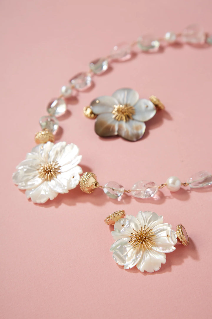 Clara Williams Small White Pearl Wildflower Centerpiece