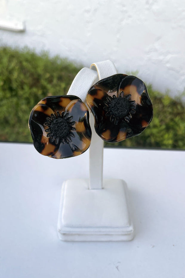 French Anemone Earring in Tortoise