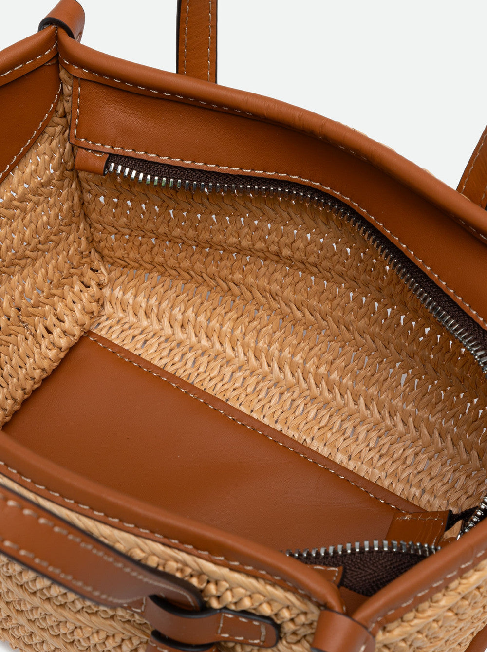 Gianni Chiarini Bag in Natural Straw & Leather - Mildred Hoit