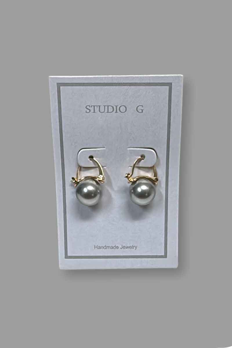 Half Moon Clasp 14mm Shell  Grey Pearl Earring