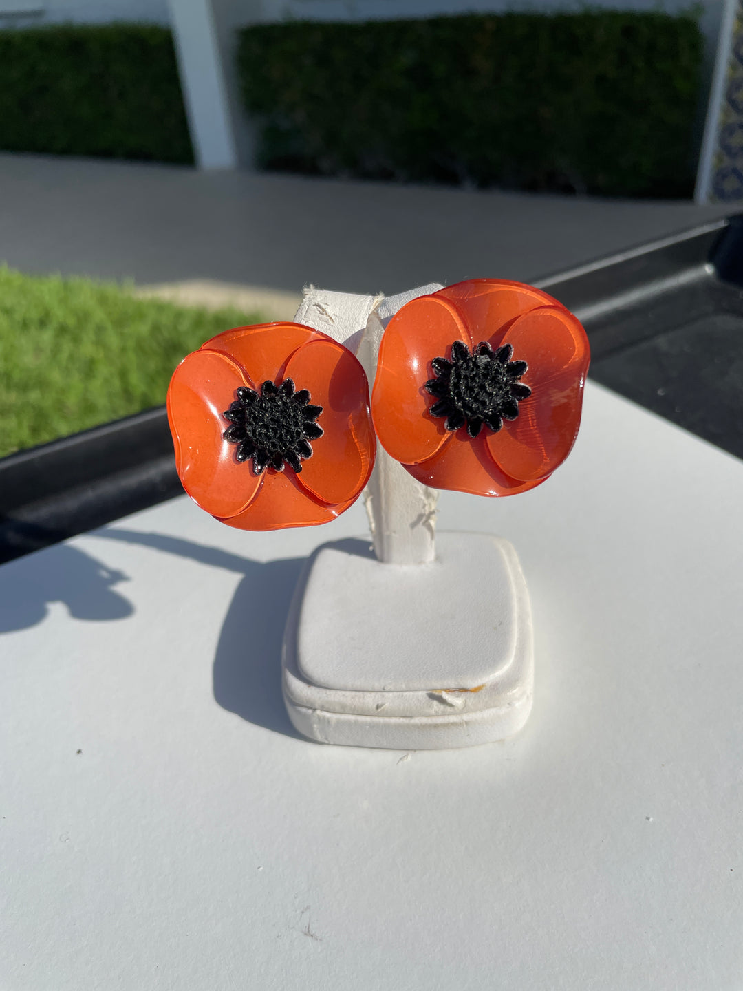 French Anemone Earrings in Orange - Mildred Hoit