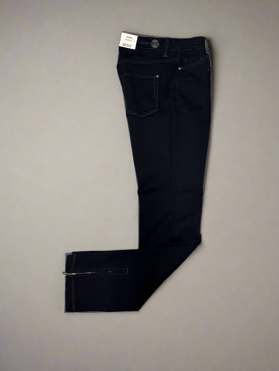 Dream Chic Jeans in Navy