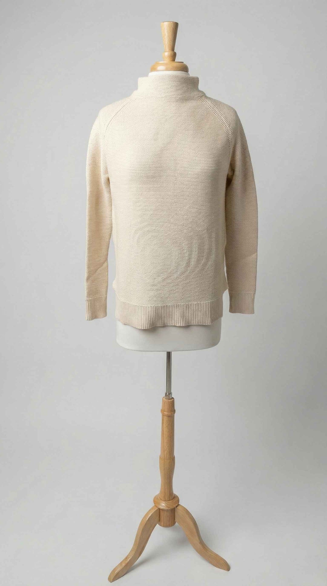 Kinross Garter Funnel in Vanilla - Mildred Hoit