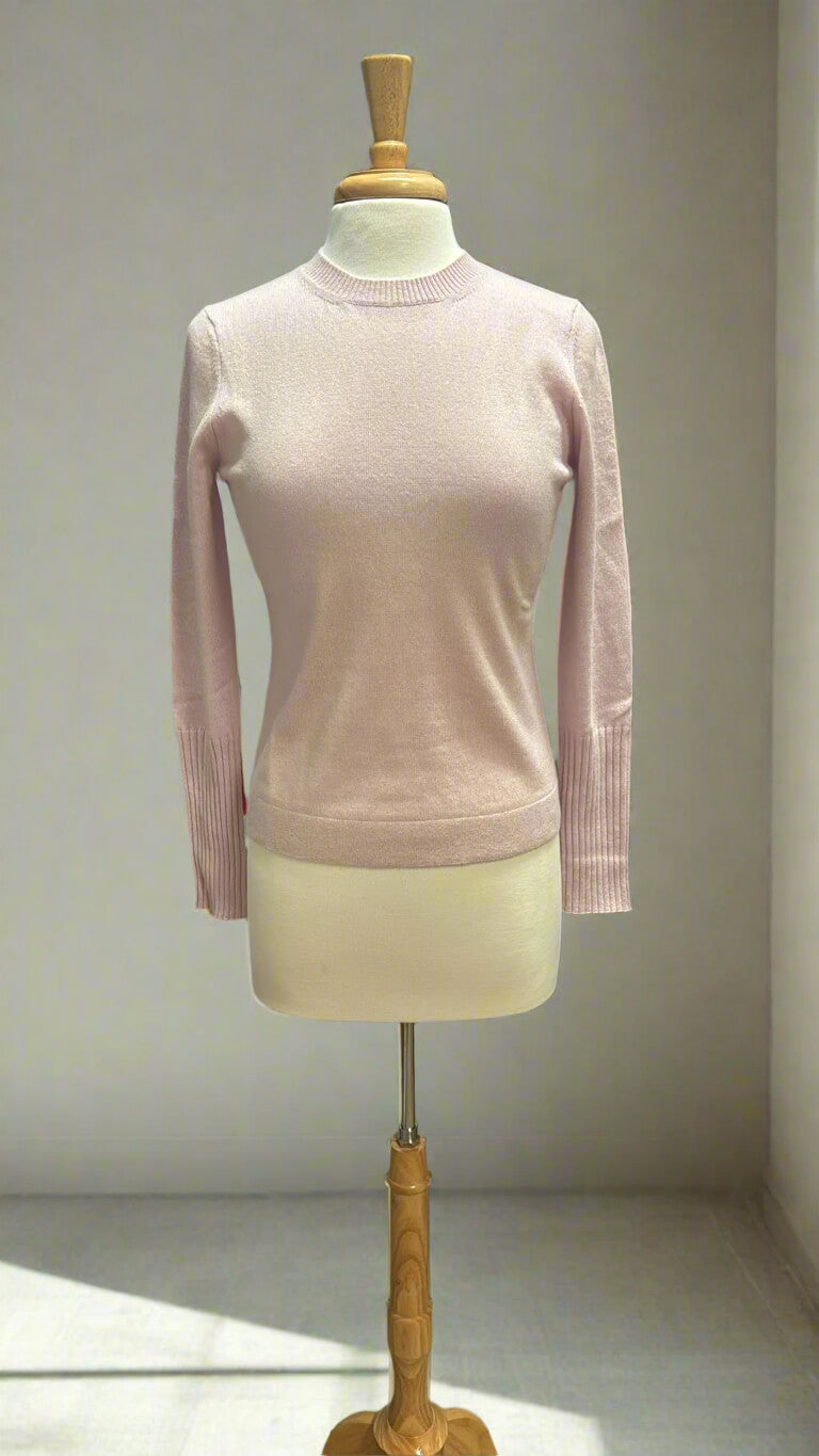 Kinross Cashmere Crewneck in Ballet