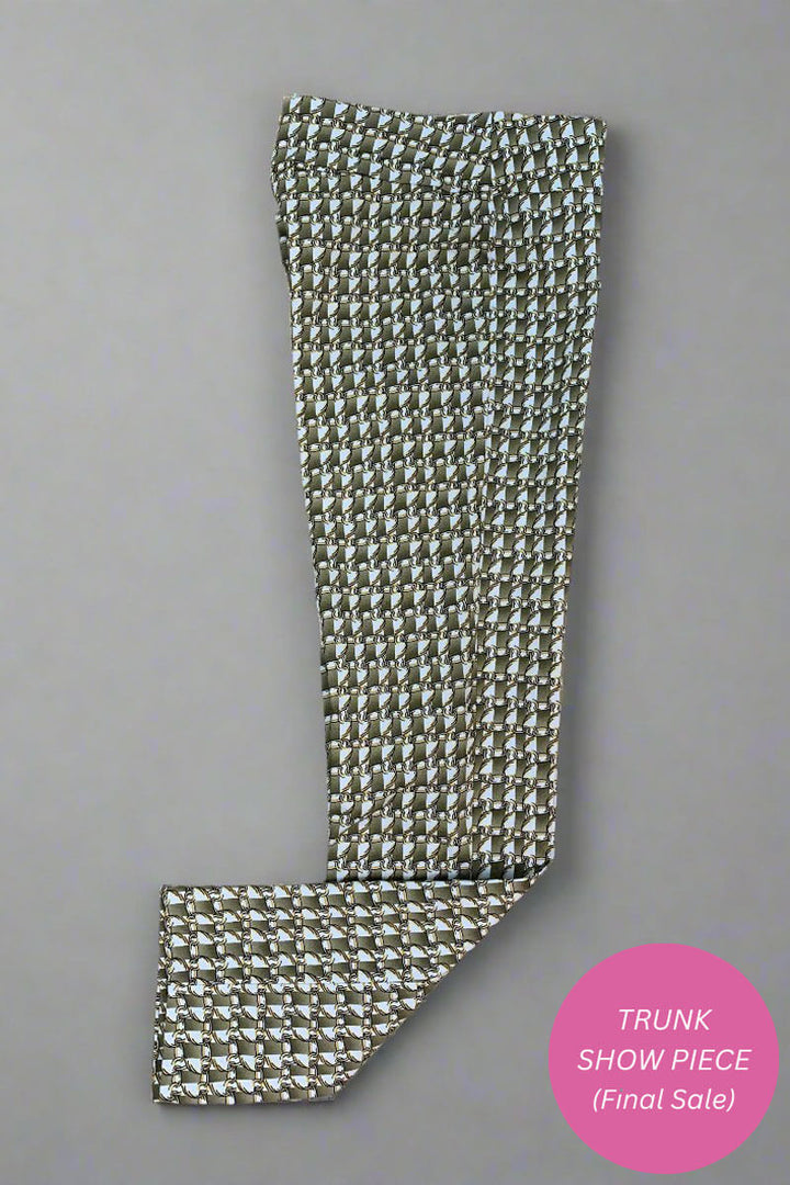 Krazy Larry Pull-On Pants in White Chain