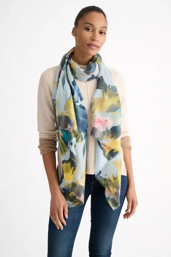 Kinross Highland Blooms Print Scarf in Horizon