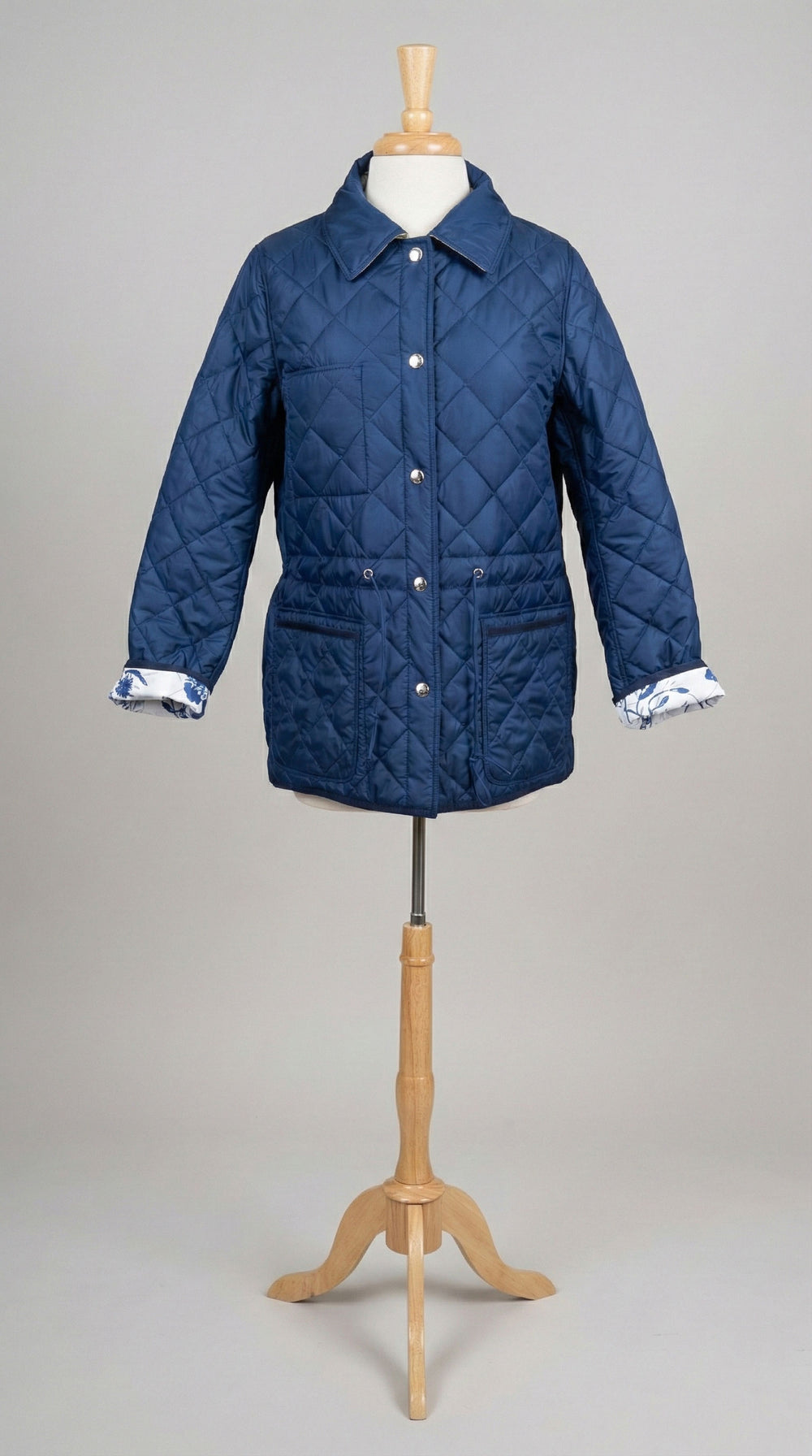 Landi Quilted Botanical Print Jacket in White & Blue - Mildred Hoit