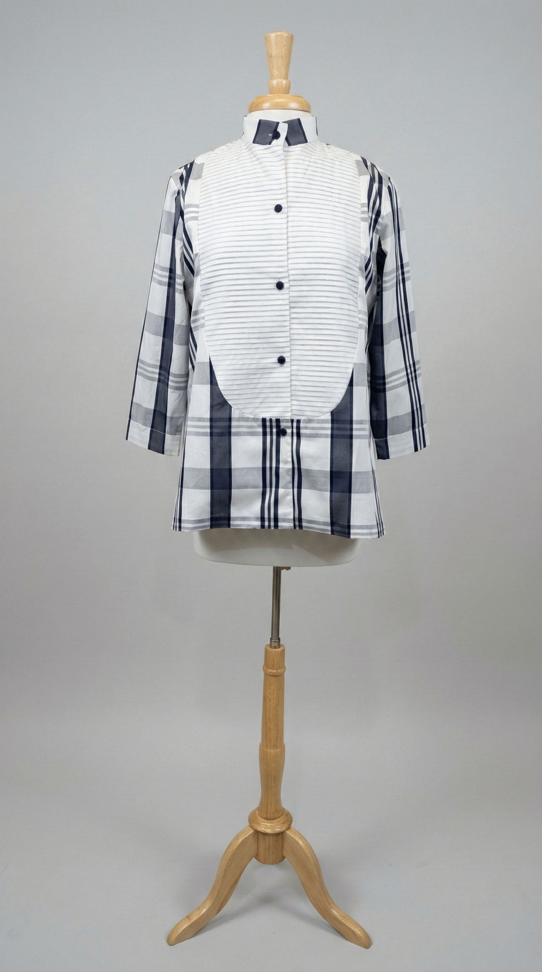 Lorain Croft Simple Tib Tux Shirt in White & Navy Plaid - Mildred Hoit