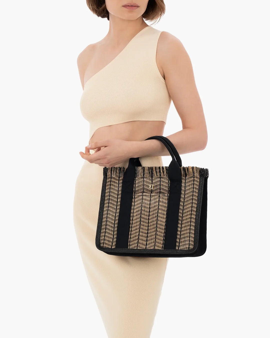 Eric Javits Maku Bag in Black Mix - Mildred Hoit