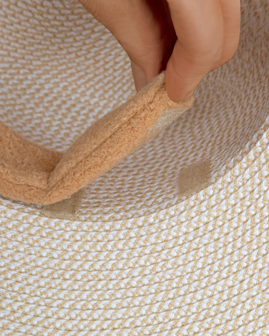 Eric Javits Pamie Visor in White Mix