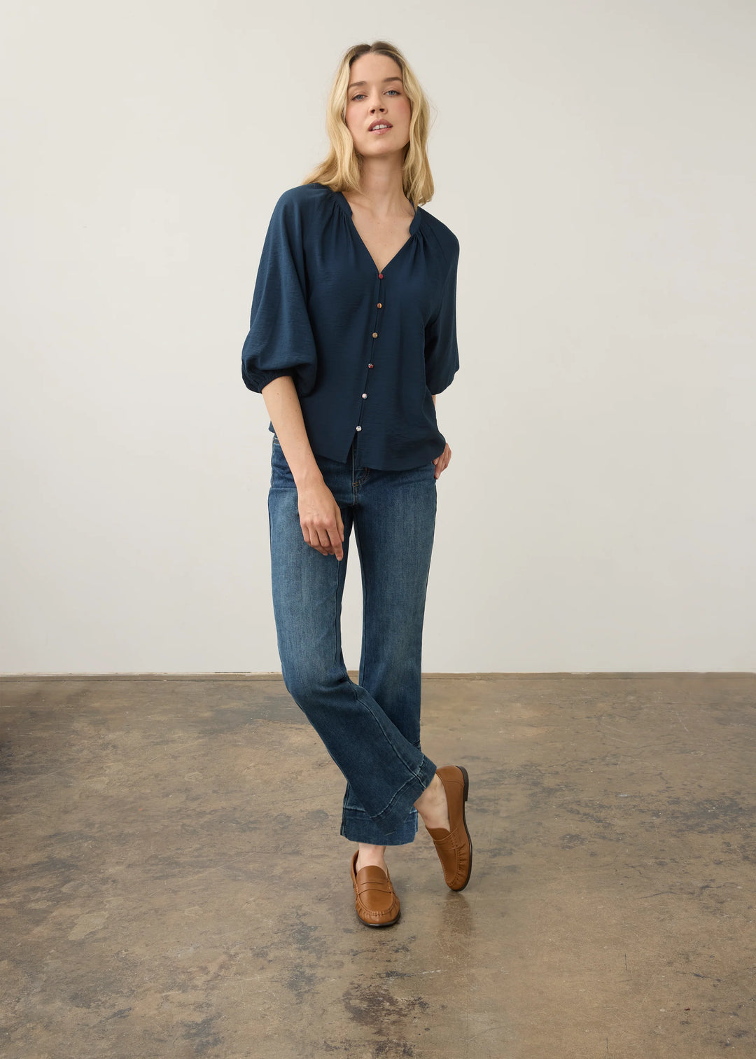 Suzanne Boot-Cut Ankle Pant in Dark Vintage Wash