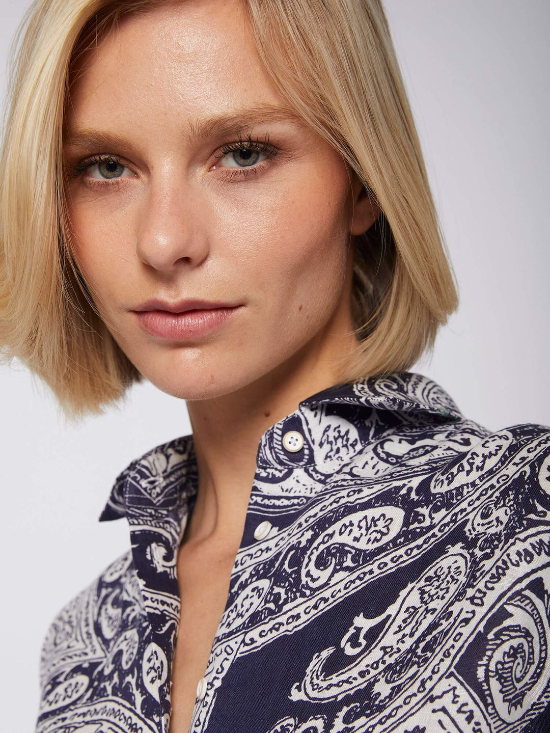 Vilagallo Isabella Blouse in Navy Paisley - Mildred Hoit