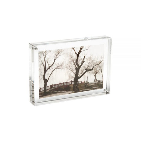 Lucite Magnetic Picture Frame - 4 x 6